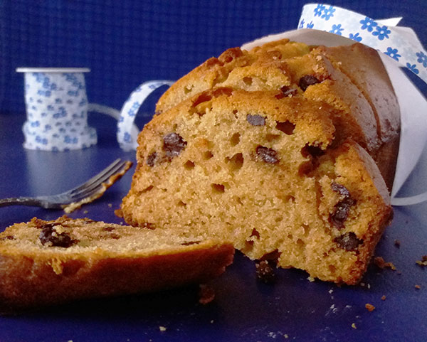 Honey Cake Loaf is delicious moist honey cake recipe baked in loaf pan. Low in sugar, enriched with honey, semi-sweet chocolate chips and pear puree. Perfect for holidays.