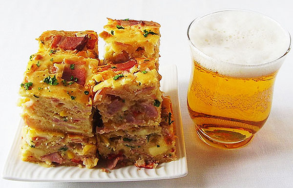 Amazing Ham and Bacon Bars: loaded with ham, cheese and smoked bacon. You are welcome !