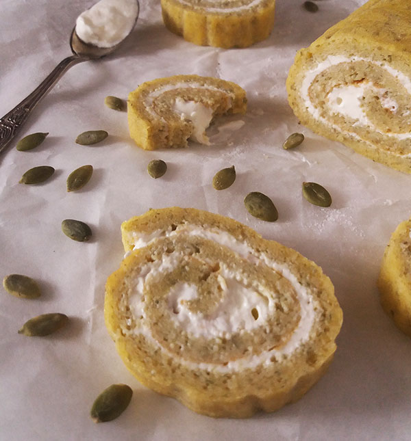 Pepitas Swiss Roll : moist and tender dessert, with surprising ingredients.