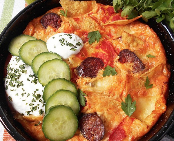 Easy Chilaquiles Frittata Bake is tortilla chips frittata bake with sliced sausage, cheese leftovers, and eggs for best Mexican breakfast ever! It could easily turn into budget friendly week dinner!