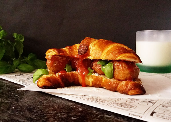 Simple Turkey Meatball Croissant Sandwich : perfect choice for an easy and quick meal.