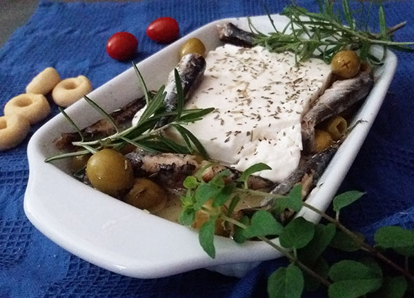 Baked Feta Cheese with Canned Sardines and Olives is an easy to make appetizer, ready to serve in less than 30 minutes with simple feta cheese, canned sardines, and olives. If you enjoy Mediterranean diet, this one is for you!