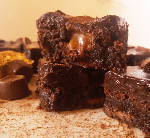 Rolo Brownies : chocolate and caramel loaded brownies !