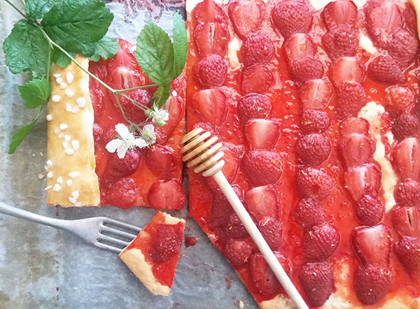 Strawberry Galette : spring flavours releasing and so easy to make !